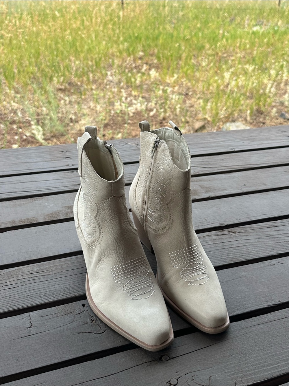 Dolce Vita Shania Western Boot in Ivory Nubuck New! - Picture 10 of 13